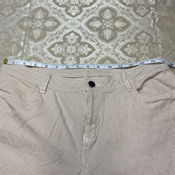 L.L. Bean Tan & White Striped Wide Leg Pants - Picture 4 of 10